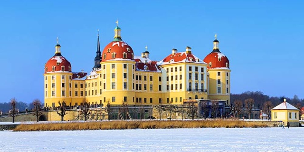 Weihnachtsmarkt 2016 vor dem Schloss Moritzburg